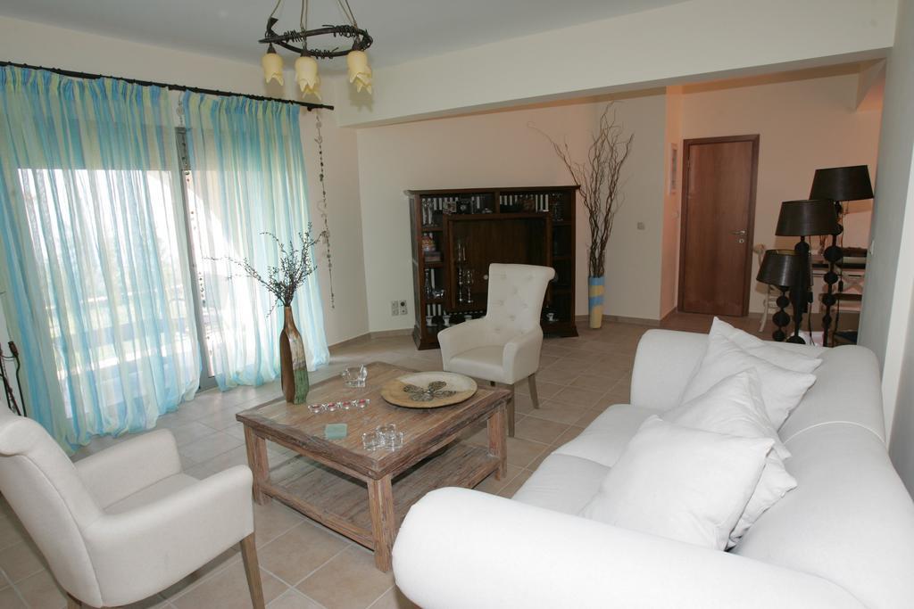 Erofili Villas Lourdata  Chambre photo